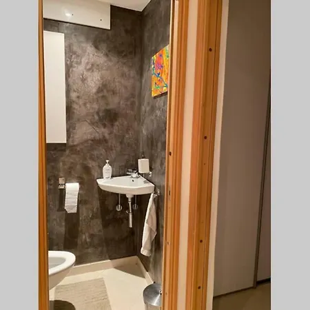Apartment Logement De 3 Chambres A 10 Mins A Pieds Du Centre Du Village Et De La Plage Des Canebiers Saint-Tropez