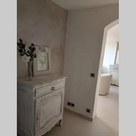 Apartment Logement De 3 Chambres A 10 Mins A Pieds Du Centre Du Village Et De La Plage Des Canebiers *