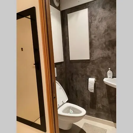 Logement De 3 Chambres A 10 Mins A Pieds Du Centre Du Village Et De La Plage Des Canebiers Apartment Saint-Tropez